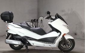 HONDA FORZA Z MF10