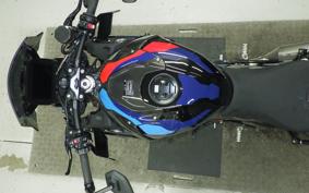 BMW M1000R 2023