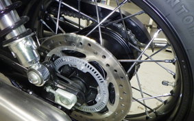 TRIUMPH BONNEVILLE T100 2022