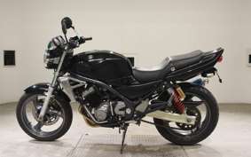 SUZUKI GSX250FX 2010 ZR250C