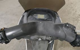 YAMAHA MAJESTY 125 SE27