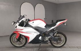 YAMAHA YZF-R125 RE06