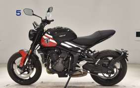 TRIUMPH TRIDENT 660 2026