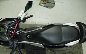 YAMAHA N-MAX 2015 SE86J