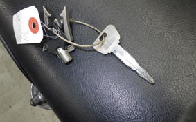 YAMAHA SR400 Gen.3 2003 RH01J