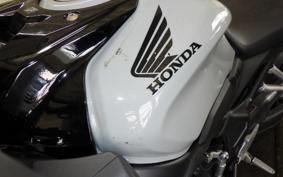 HONDA CB650R E-Clutch 2025 RH17