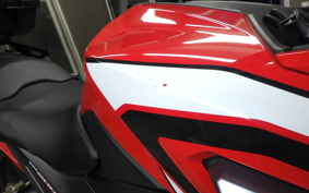 HONDA CB200X