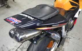 HONDA CBR1000RR 2004 SC57