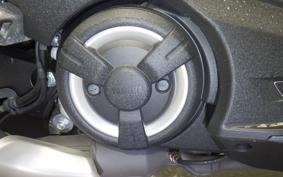 YAMAHA T-MAX 560 T 2021 SJ19J