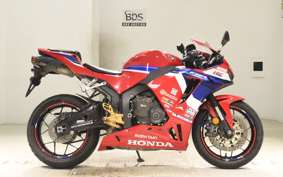 HONDA CBR600RR 2024 PC40