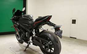 HONDA CBR650R E-Clutch 2025 RH17