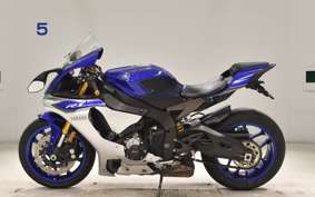 YAMAHA YZF-R1 2015