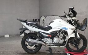 SUZUKI GSR250 GJ55D