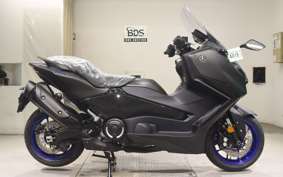 YAMAHA T-MAX 560 2026 SJ21J