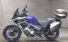 SUZUKI DL650 ( V-Strom 650 ) C733M