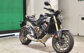 HONDA CB650R E-Clutch 2025 RH17