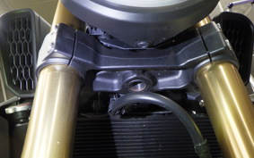 HONDA CB650R E-Clutch 2025 RH17