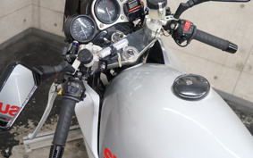 SUZUKI INAZUMA 1200 2000 GV76A