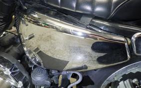 HARLEY XL1200C 2005