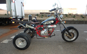 HONDA MAGNA 50 Trike AC13