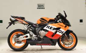 HONDA CBR1000RR 2005 SC57
