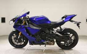 YAMAHA YZF-R1 2019