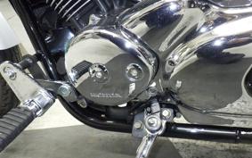 HONDA SHADOW 400 SLASHER 2000 NC40