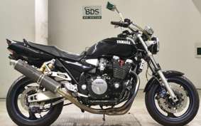 YAMAHA XJR1300 2001 RP03J