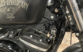 HARLEY XL883N 2016 LE2