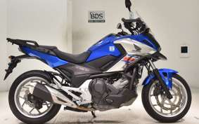 HONDA NC750X DCT EP 2005 RC90