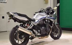HONDA CB1300SB SUPER BOLDOR 2023 SC54