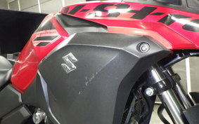 SUZUKI Vｽﾄﾛｰﾑ250