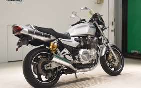 YAMAHA XJR1300 1998 RP01J
