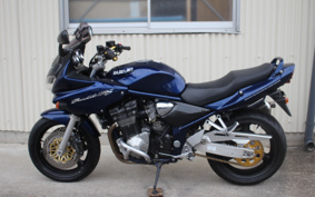 SUZUKI BANDIT1200S 2000 GV77A