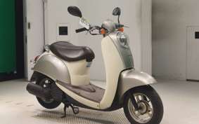 HONDA CREA SCOOPY I 2004 AF55