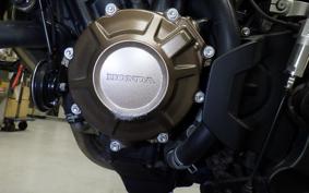 HONDA CB650R E-Clutch 2025 RH17