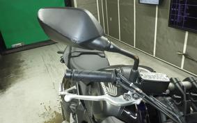 HONDA CB650R E-Clutch 2025 RH17