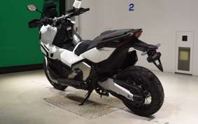HONDA X-ADV 750 2025 RH21