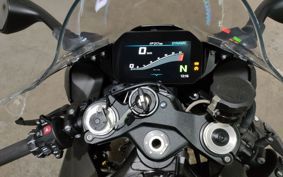 BMW S1000RR 2025 0P21