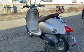 YAMAHA  VINO  DELUXE 