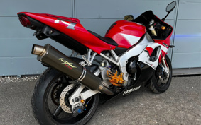 YAMAHA YZF-R1 2000 RN04