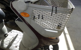 SUZUKI LET's 4 Basket CA43A