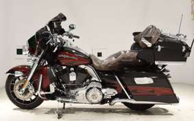 HARLEY FLHTCUSE 1800CVO 2011