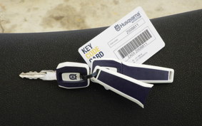 HUSQVARNA 701SM 2024