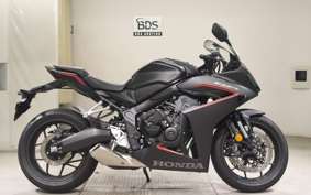 HONDA CBR650R E-Clutch 2025 RH17