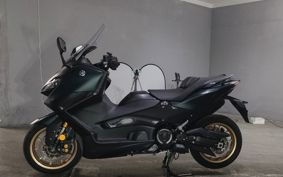 YAMAHA T-MAX 560 SJ19J