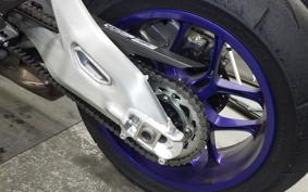 YAMAHA YZF-R1 M 2025