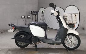 YAMAHA NEWS GEAR UA07J