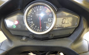 SUZUKI GSR250S