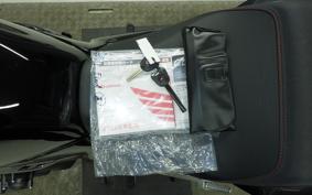 HONDA CB1300SF SUPER FOUR Gen. 3 2025